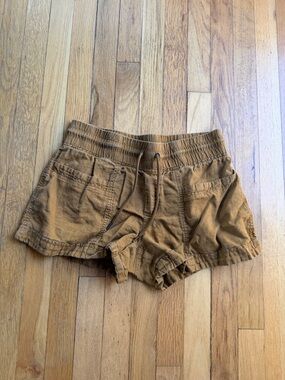 Athleta golden brown linen shorts